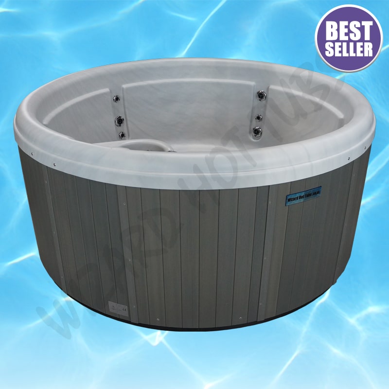 Hot tubs, hot tubs Grimsby , hot tubs lincolnshire, hot tub decking