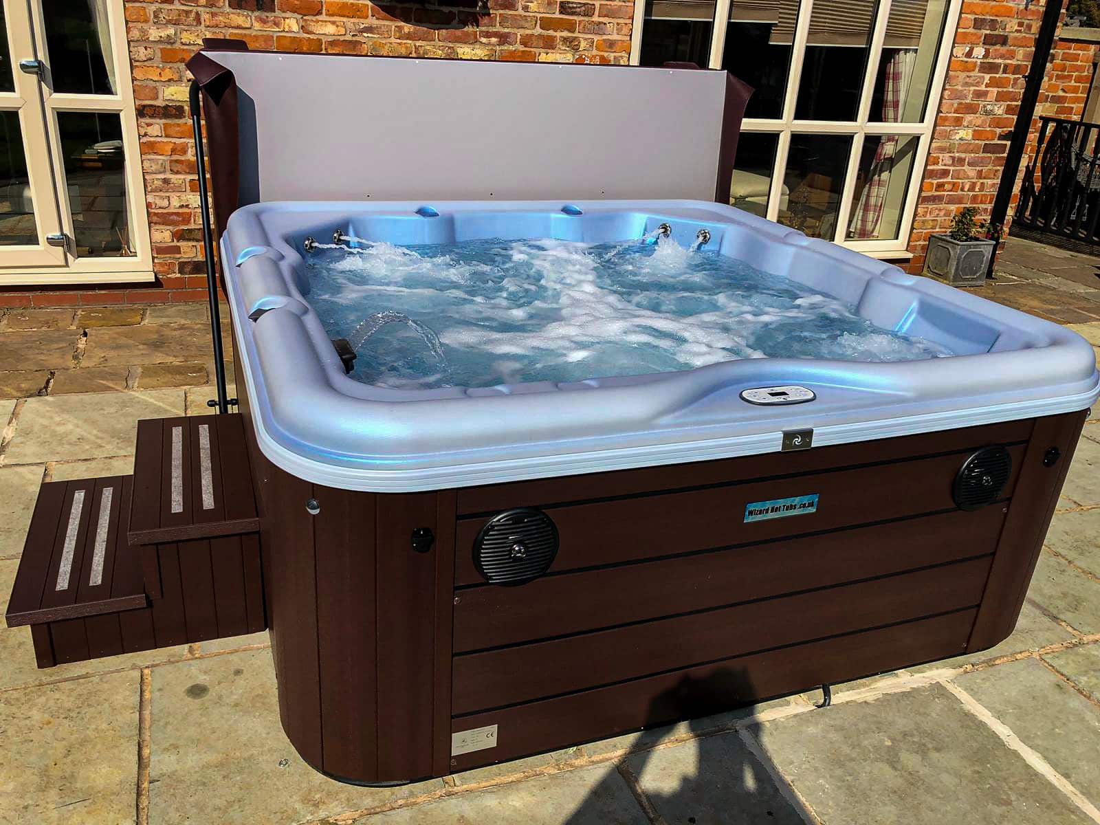 Gallery Wizard Hot Tubs